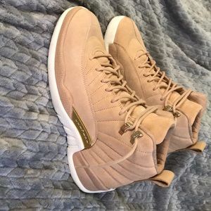 Woman’s Air Jordan 12 women Retro